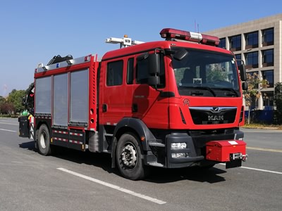 江特牌JDF5120TXFJY90型搶險(xiǎn)救援消防車(chē)